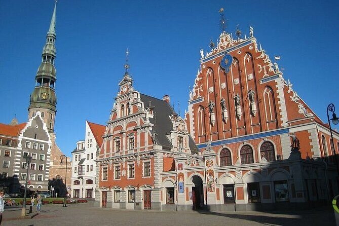 Old Town Sightseeing Tour in Riga by Electro Bus - Exploring the Route in Detail