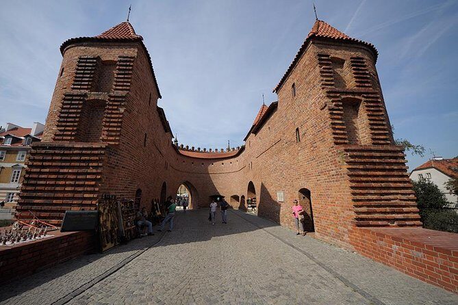 Old Town with Royal Castle + Warsaw Uprising Museum: SMALL GROUP /inc. Pick-up/ - Transportation & Logistics