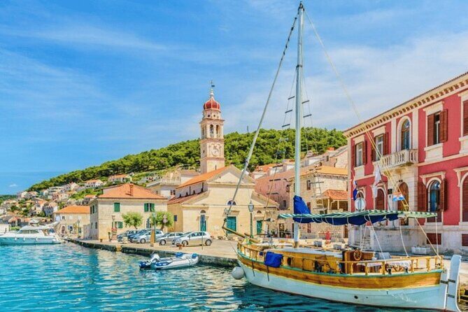 Omi: Half Day Boat Trip to Bra Island with Lunch - Who Should Consider This Tour?