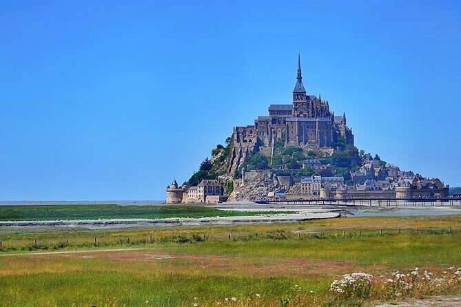 One Day Mont-Saint-Michel and Landing Beaches Tour - The Experience in Perspective