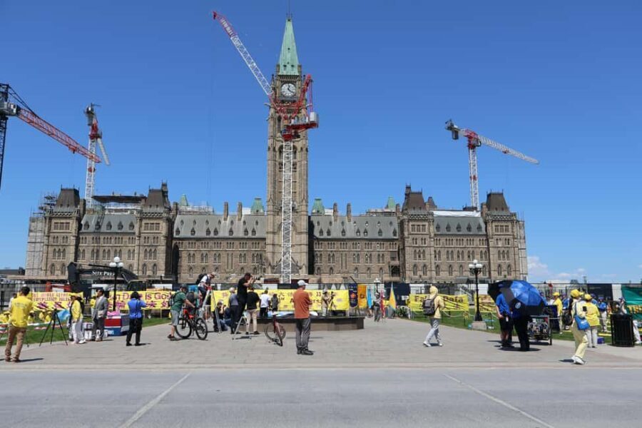 Ottawa: Private Guided City Tour from Montreal - What’s Included and What to Consider