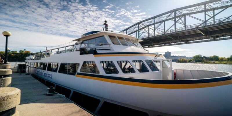 Ottawa: Small-Group Walking Tour with Boat Cruise - Exploring Ottawa’s Landmarks