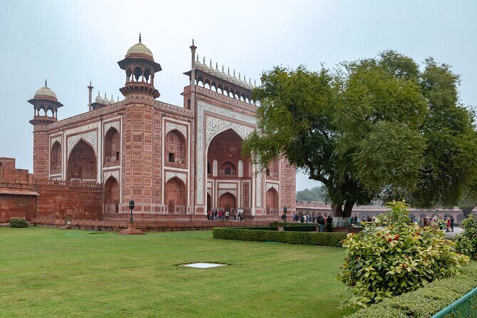 Overnight Taj Mahal & Agra Fort Tour From Delhi - Who Will Enjoy This Tour?