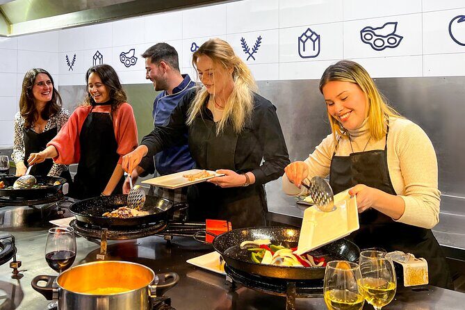 Paella Cooking Class, Wine Tasting & Central Market in Valencia - Who Will Love This Tour?