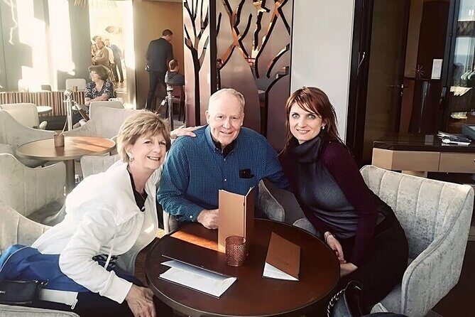 Paris Montmartre Walking Tour With A Guide - Authenticity and Authentic Experiences