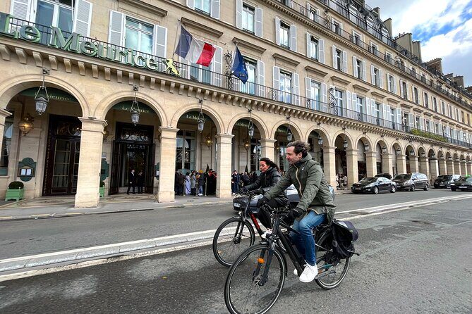 Paris : Private electric bike tour with wine and cheese tasting - A Deep Dive into the Paris Electric Bike & Tasting Tour