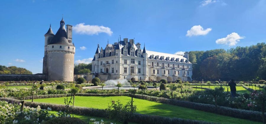 Paris to Loire Valley Castles Chambord & Chenonceau -DayTrip - In-Depth Look at the Itinerary