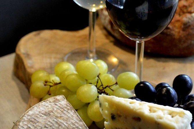 Paris Wine with Cheese Pairing & Tasting Small Group Class - Analyzing the Value
