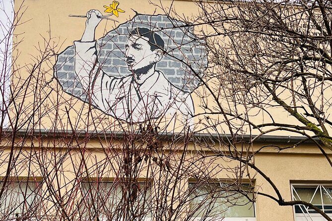 Past Meets Present in Warsaw's Jewish Ghetto - What to Expect During the Tour