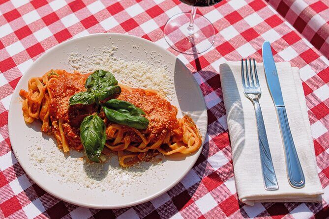 Pasta Cooking Class in Rome - Fettuccine Class in Piazza Navona - The Itinerary in Detail