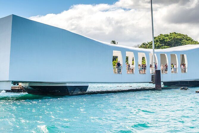 Pearl Harbor USS Arizona Memorial Tour from HNL Airport - A Detailed Look at the Tour Experience