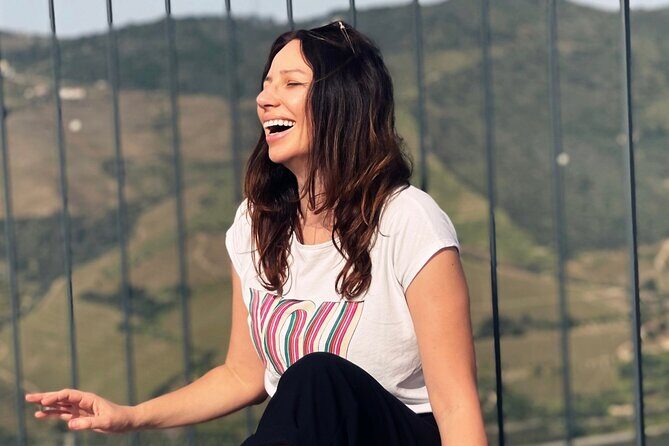 Photoshoot Session for Solo, Couples and Groups in Porto area - Price and Value Analysis