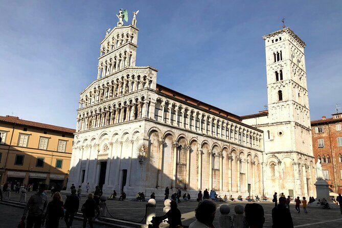Pisa, Lucca & Winery Private Tour from Livorno port - A Taste of Tuscan Countryside