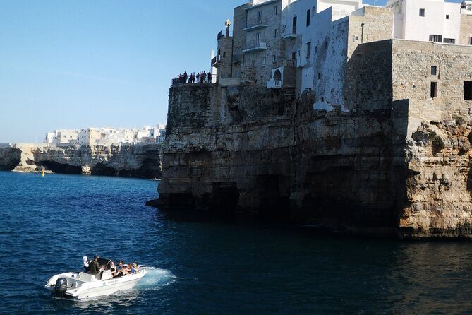 Polignano by boat Private excursion with aperitif - The Value of a Private Boat Experience