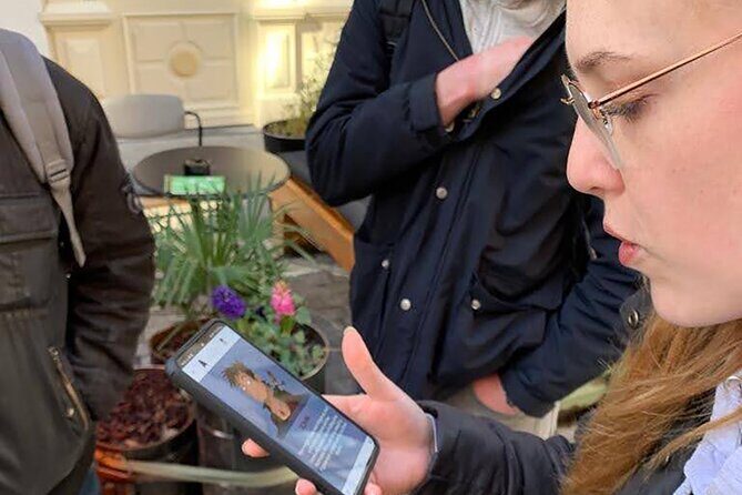 Ponta Delgada Self Guided Sherlock Holmes Murder Mystery Game - Who Should Consider This Tour?