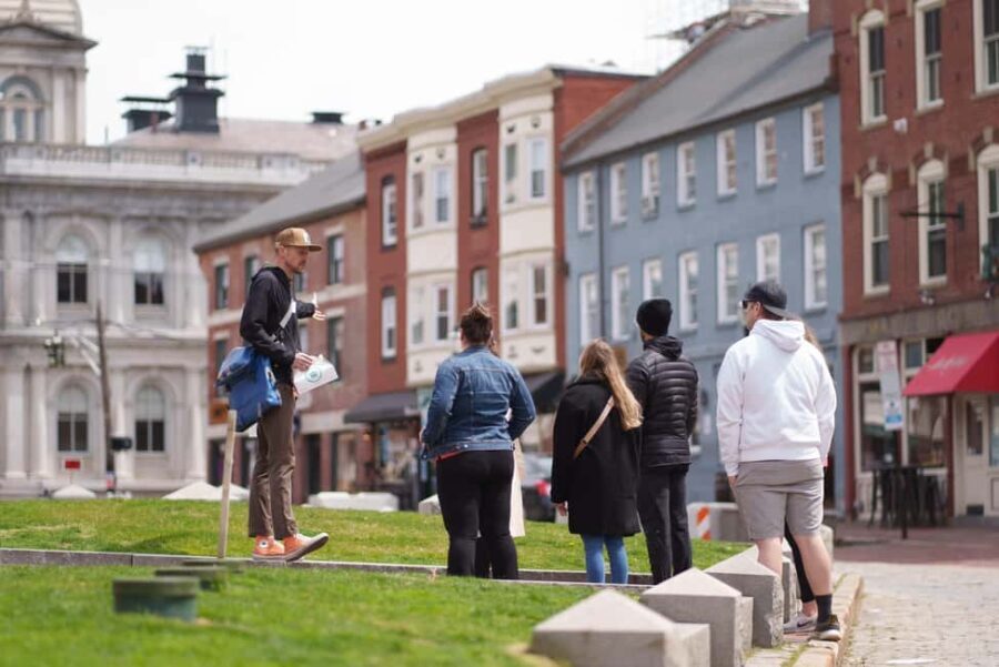 Portland: Walking Food Tour Warm Donuts & History - The Experience of the Tour