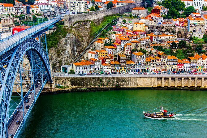 Porto City Tour Full Day with Lunch and Six Bridges Cruise - Private basis - FAQ