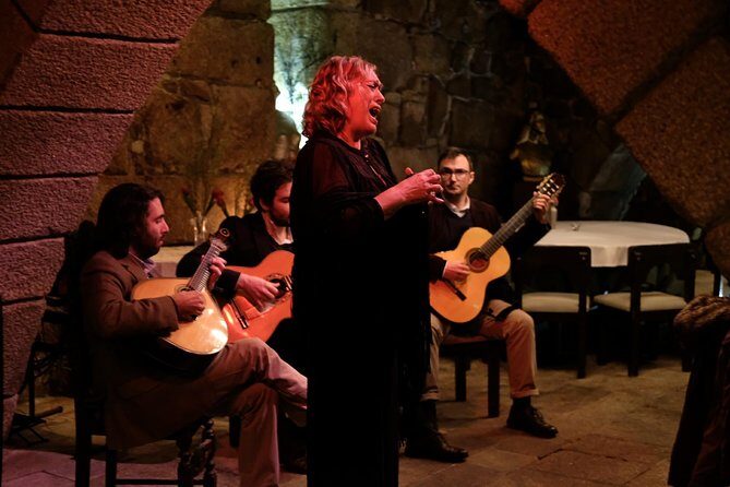 Porto Moonlight Walk & Fado Dinner - The Historic Fado Venue: A Cultural Treasure