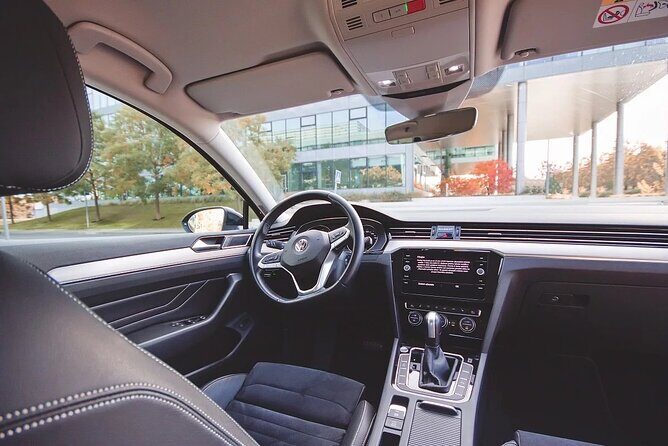 PRAGUE to BERLIN - stop in DRESDEN by LIMOUSINE 3+1pax - The Itinerary Breakdown: What to Expect