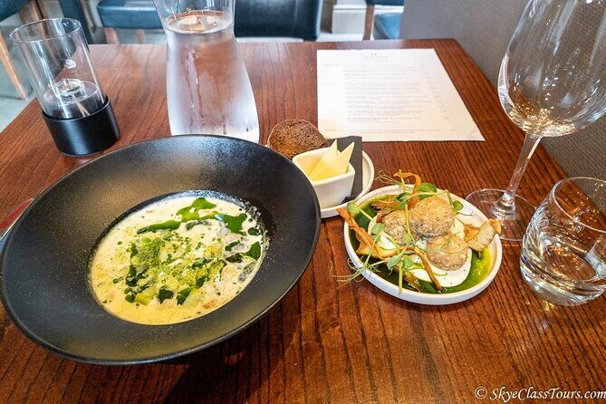 Premium Edinburgh Traditional Food Tour - Food, Drink, and Cultural Insights