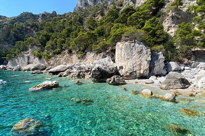 Private boat trip to Capri - The Experience on Board