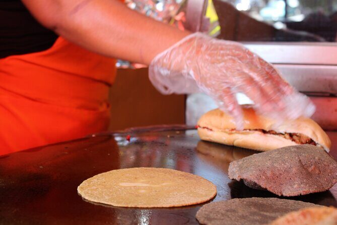 Private Cancun Food and Shopping Tour with Guide - What the Price Gets You