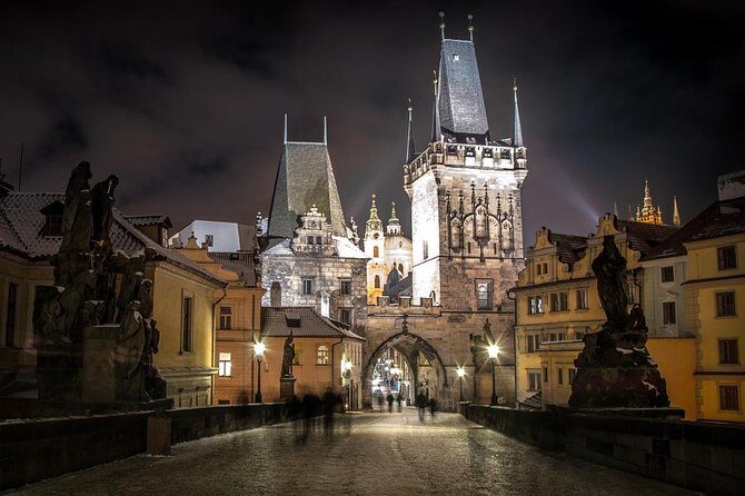 Private Car Transfer from Vienna to Prague with 2h of Sightseeing - Price and Value