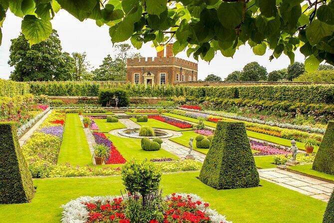 Private Chauffeured Tour to Hampton Court Palace from London - What You’ll Love About This Tour
