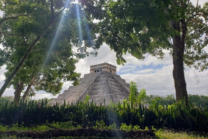 Private Chichen Itza, Cenote and Valladolid Tour with Lunch - Why This Tour Works Well