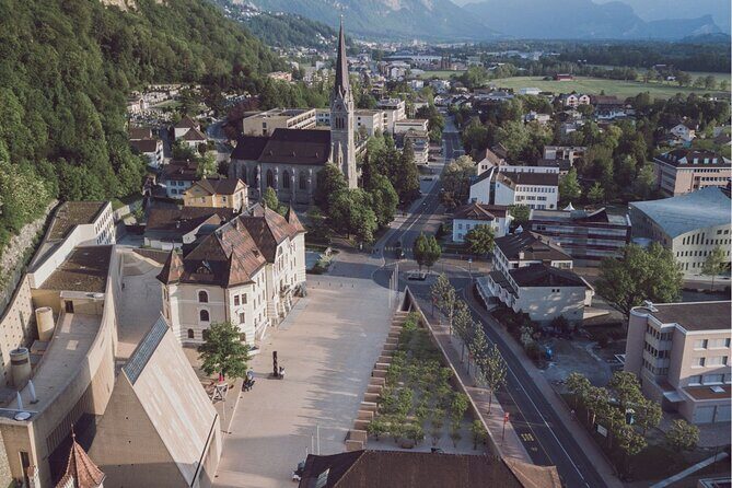 Private Daytrip by Car to Liechtenstein, Germany, Austria & Swiss - Who Will Love This Tour