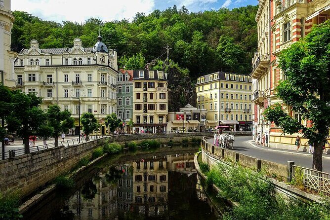 Private Daytrip from Prague to Karlovy Vary - What Travelers Say