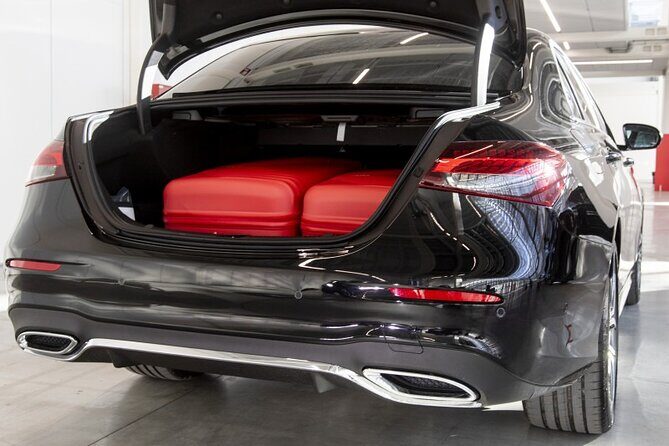 Private Departure from Helsinki to Helsinki Airport HEL by Sedan - The Itinerary and Experience