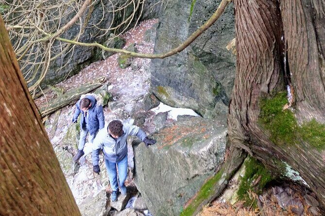 Private Duncan/Metcalfe Caves Hike, Collingwood/Blue Mountain - What to Bring and How to Prepare