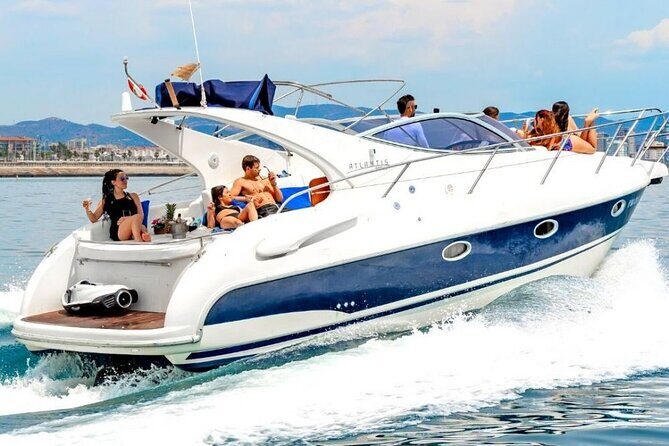 Private Gobbi Yacht Charter in Barcelona - An Introduction to the Yacht Experience