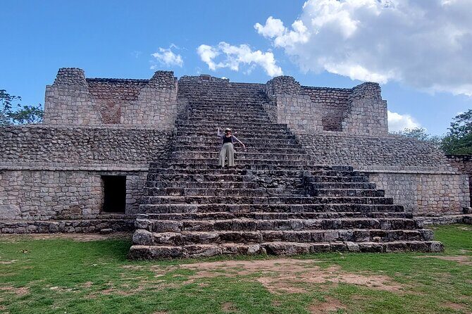 Private guide service in the archaeological zone of Ek Balam - What Makes Ek Balam Worth Visiting?