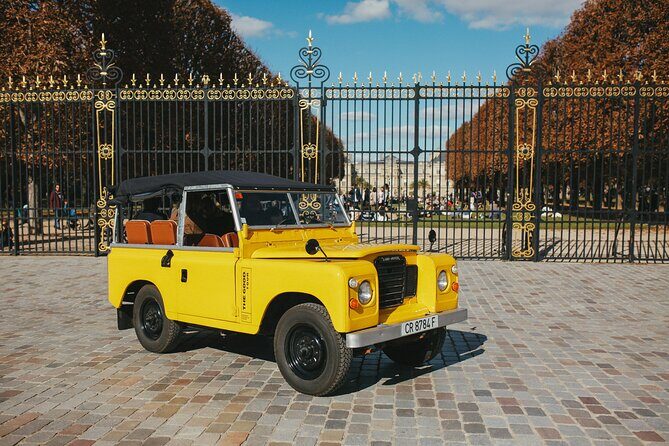 Private Guided Tour of Paris in a Vintage Land Rover - Authentic Stories and Personal Touches
