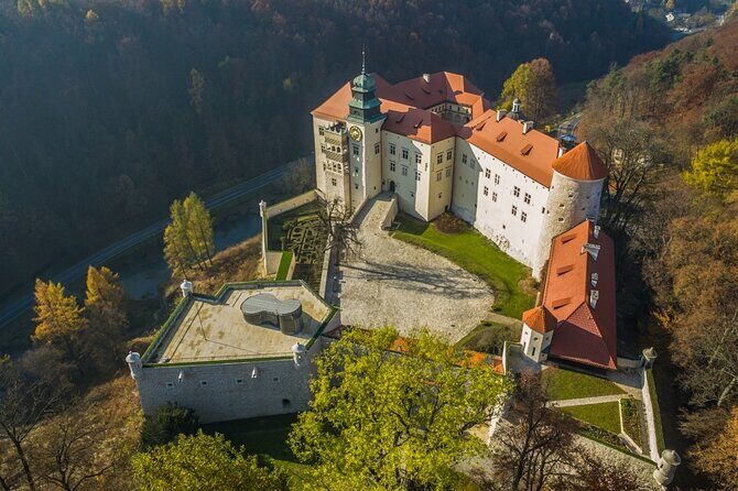 Private Guided Tour to Trail of the Eagles Nests from Krakow - Authentic Experiences and Authenticity