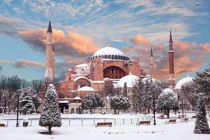 Private Half-day Tour: Imperial Istanbul - Hagia Sophia, Basilica Cistern and Grand Bazaar - The Balance of History and Culture
