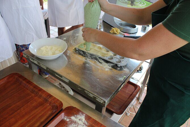 Private Hands-on Italian Cooking Class in Pompeii with Sabrina - Tasting and Enjoying Your Creations