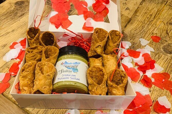 Private Italian Dinner with a Romantic Night Experience - Who Will Enjoy This Experience?