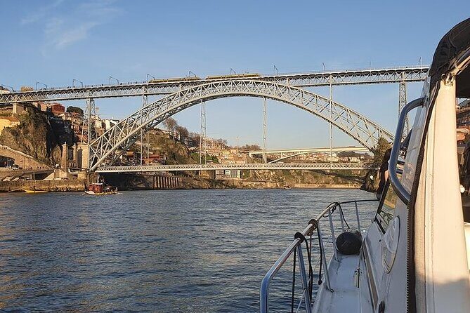 Private Luxury Yacht Sunset, Daytime or Night Cruise in Porto - The Itinerary: What to Expect