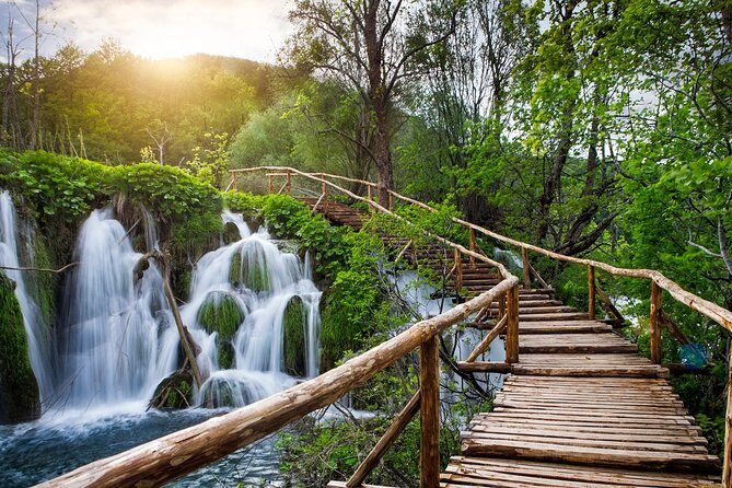 Private Plitvice Lakes Tour - Day Trip from Zagreb (entrance ticket included) - Examining the Logistics and Practicalities