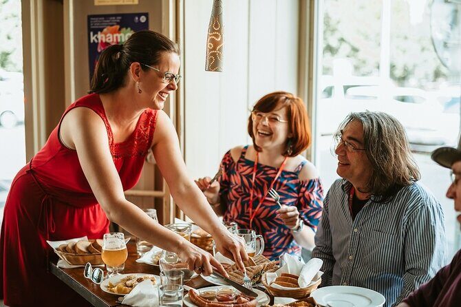 Private Prague City Highlights Tour with a Stop at a Czech Cafe - Who Is This Tour Best For?