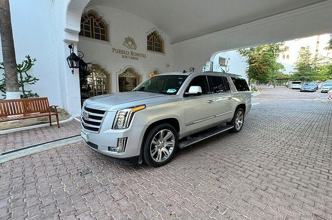 Private ROUND-TRIP Airport Transportation with VIP Service - The Real Value of This Transfer