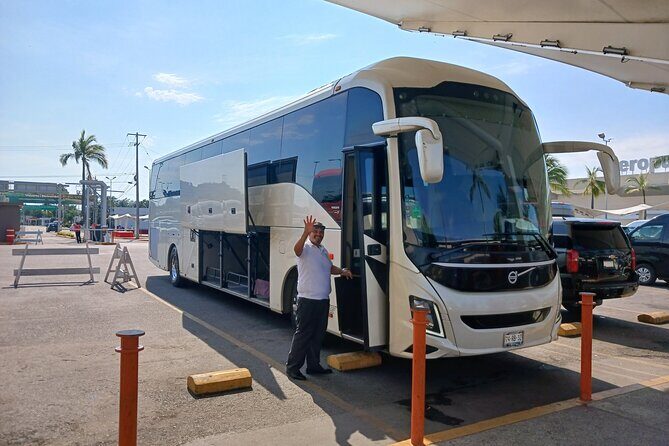 Private Round-Trip Transfer Airport and Boca de Tomatlan - The Ride & Scenery