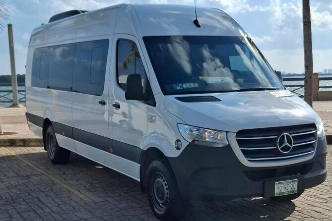 Private Roundtrip Transfer from Cancun Airport up PlayadelCarmen - The Experience of the Trip: What You Can Expect  