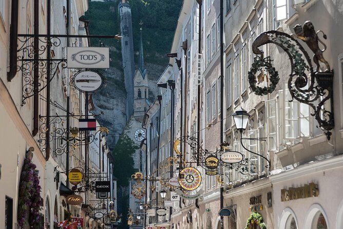 Private Scenic Transfer from Prague to Salzburg with 4h of Sightseeing - What to expect during your journey