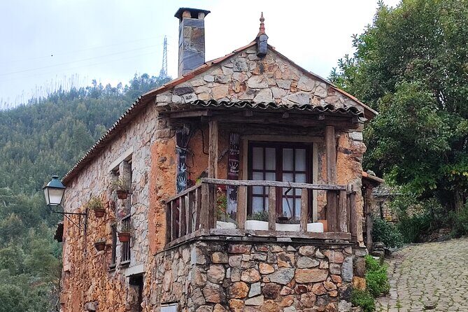 Private Schist Villages Full Day Tour from Lisbon - The Itinerary Breakdown: What to Expect