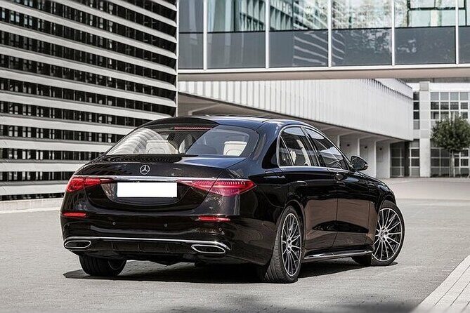 Private Sedan Departure from Rome City to Fiumicino Airport FCO - Who Will Benefit Most From This Service?