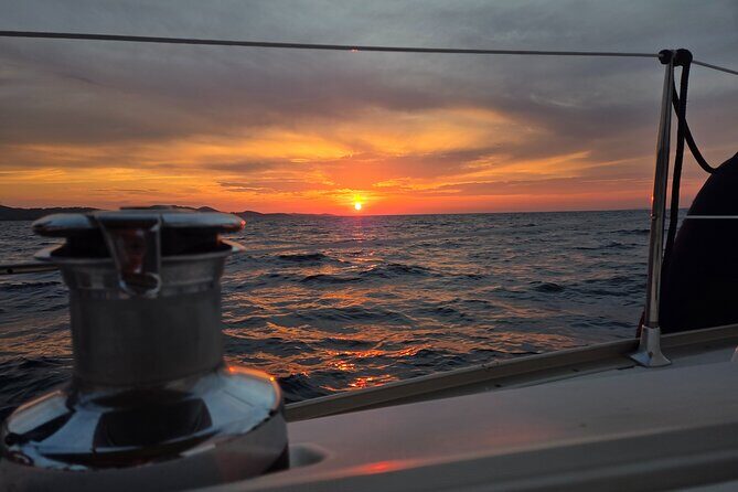 Private Sunset Sailing Tour - Key Points